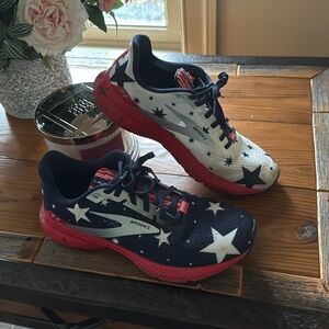Brooks Launch 8 ~ Happy 4th of July